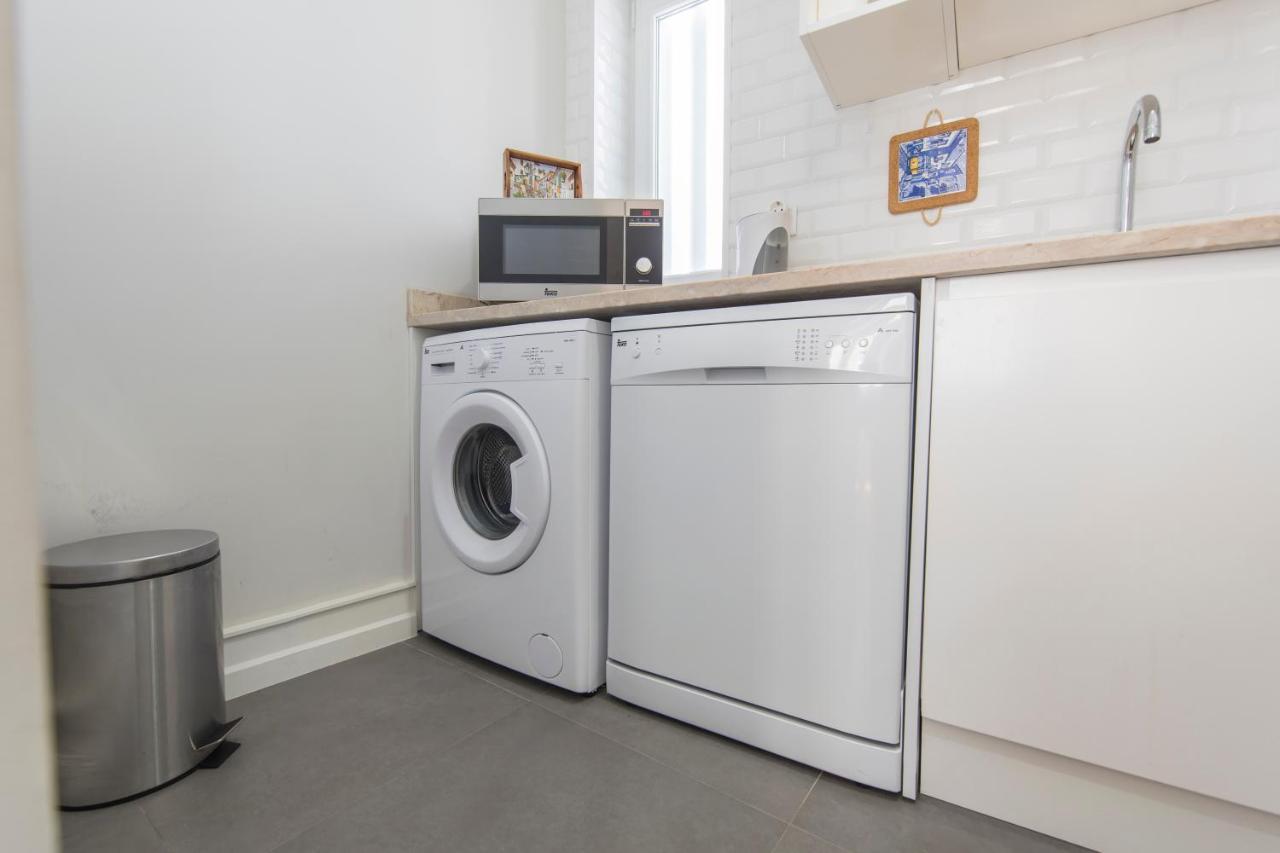 דירות ליסבון Cozy Flat In The Heart Of Alfama מראה חיצוני תמונה